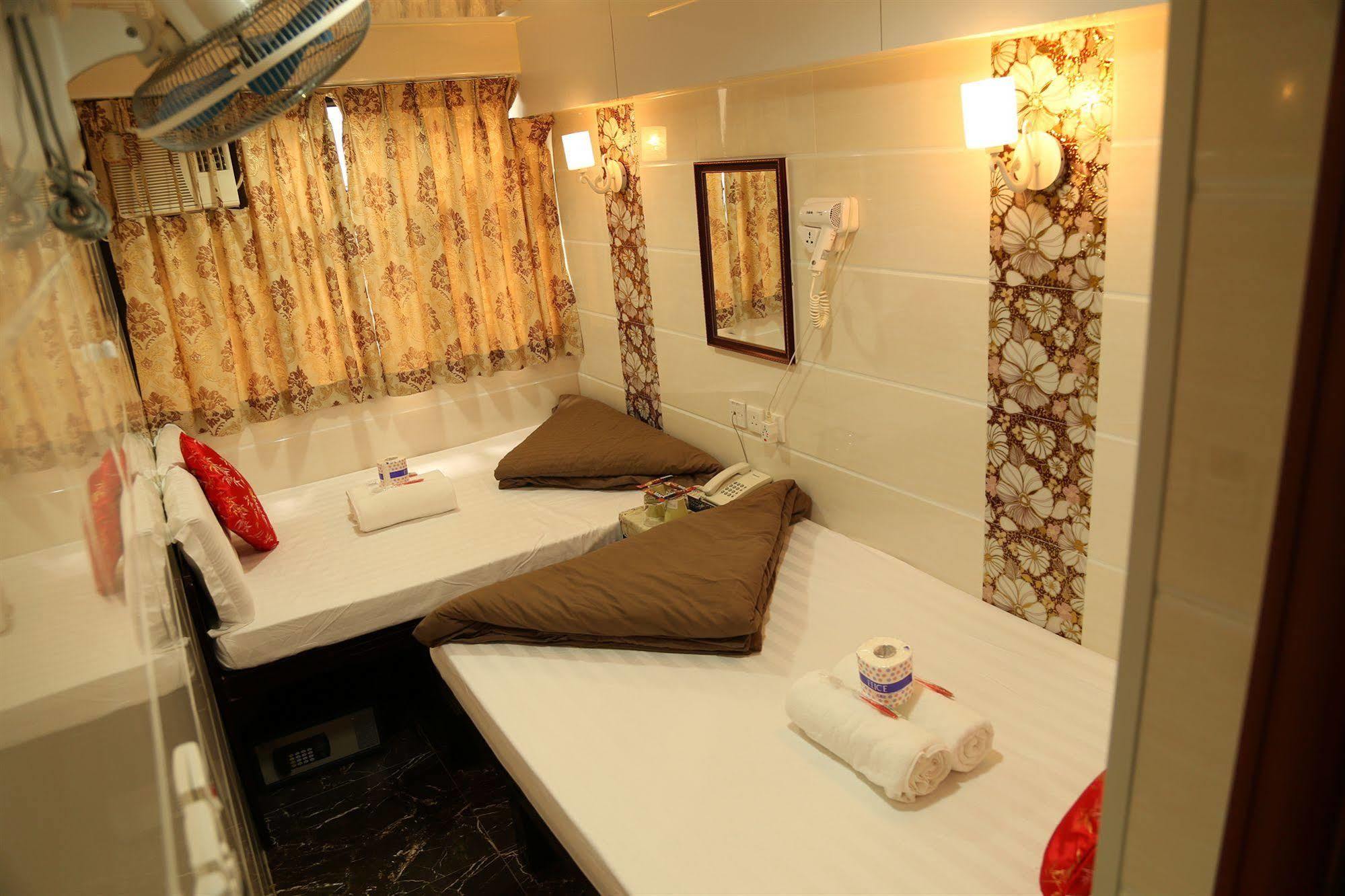 Everest Inn Guest House Hong Kong Exterior photo